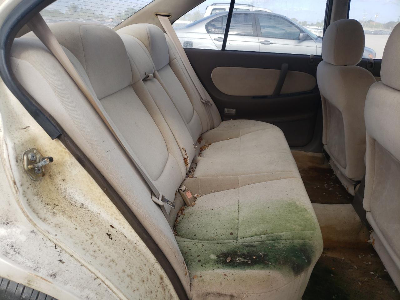 Photo 6 from auction – 1993 NISSAN MAXIMA GXE with VIN JN1HJ01F1PT070525