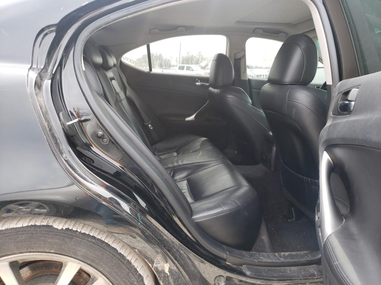 Photo 6 from auction – 2008 LEXUS IS 250 with VIN JTHBK262685059977