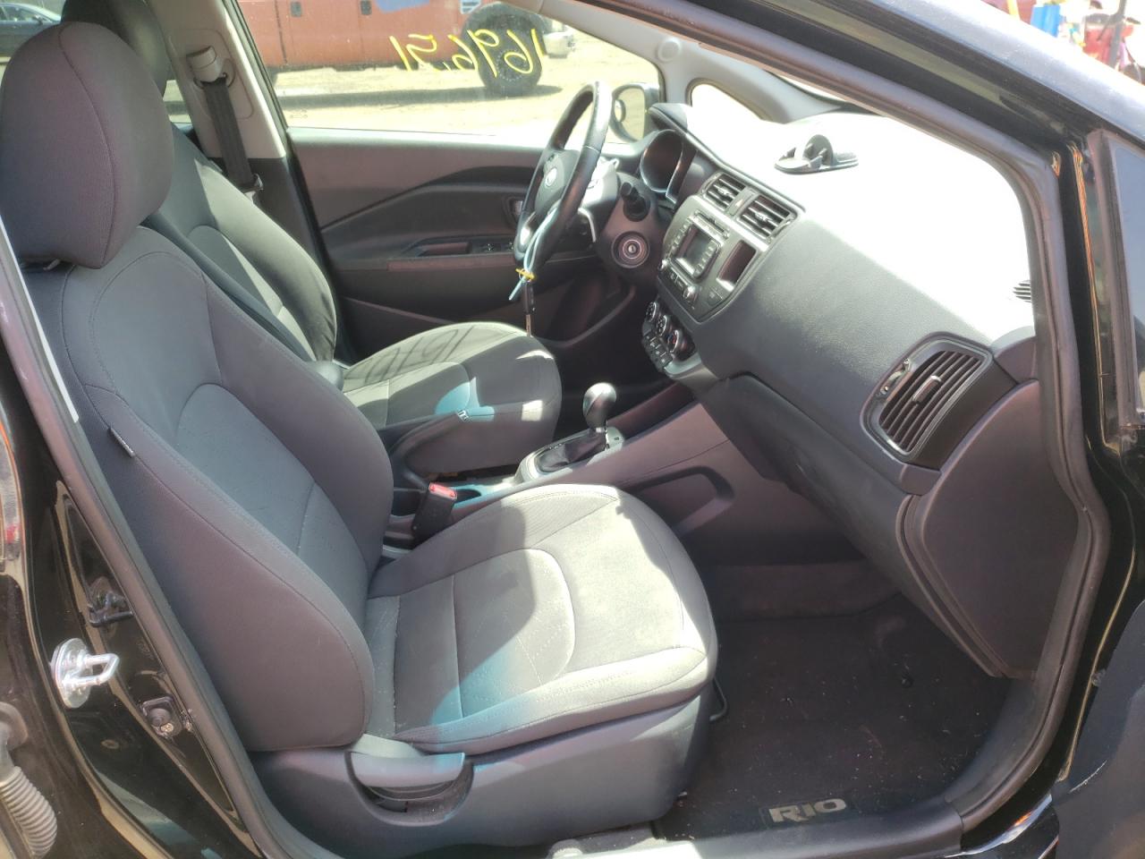 Photo 5 from auction – 2012 KIA RIO EX with VIN KNADN5A3XC6094914