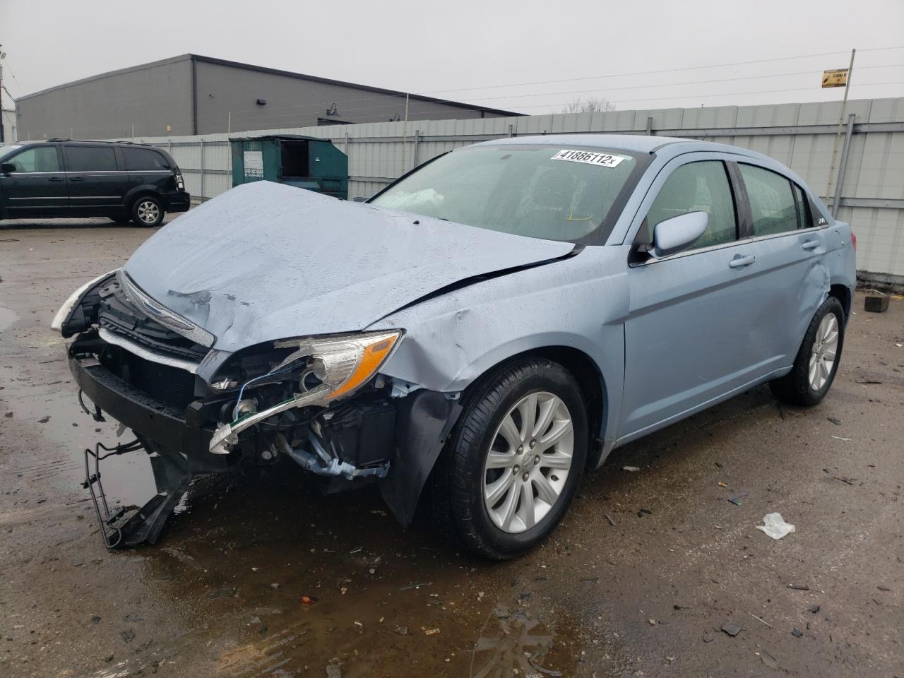 Photo 2 from auction – 2013 CHRYSLER 200 TOURIN with VIN 1C3CCBBB2DN539604