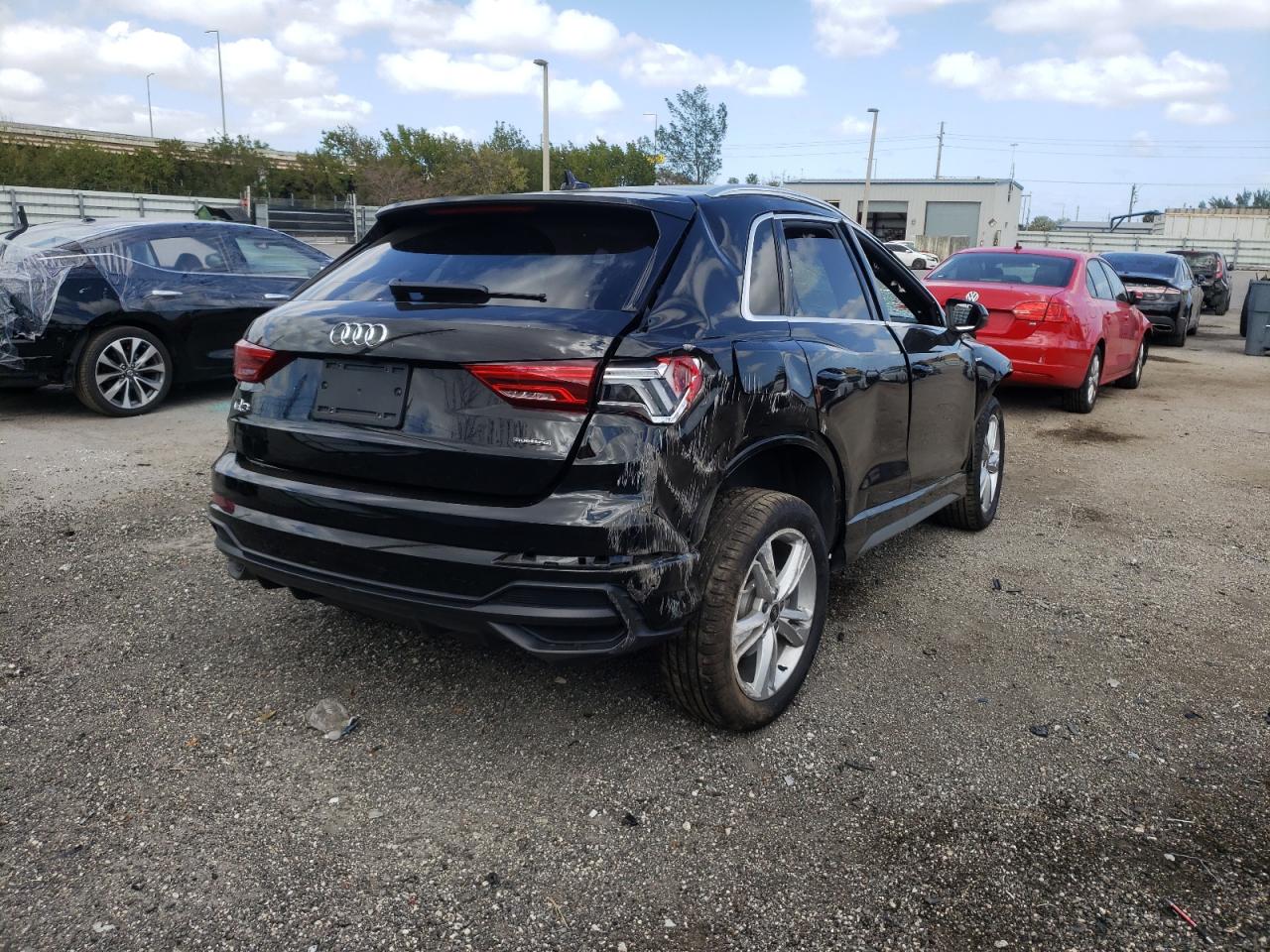 Photo 4 from auction – 2021 AUDI Q3 PREMIUM with VIN WA1DECF34M1085425