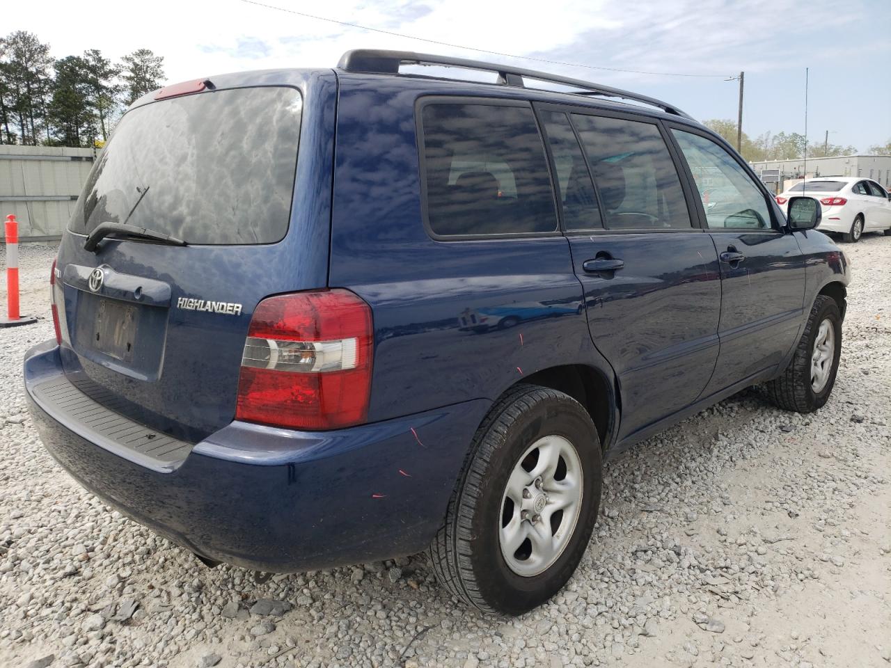 Photo 4 from auction – 2004 TOYOTA HIGHLANDER with VIN JTEGD21A840080235