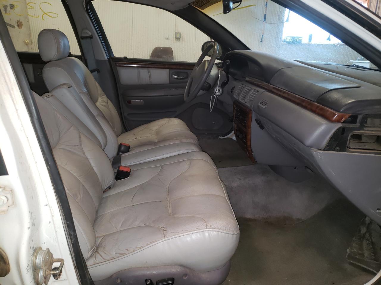 Photo 5 from auction – 1996 CHRYSLER LHS with VIN 2C3HC56F1TH287081