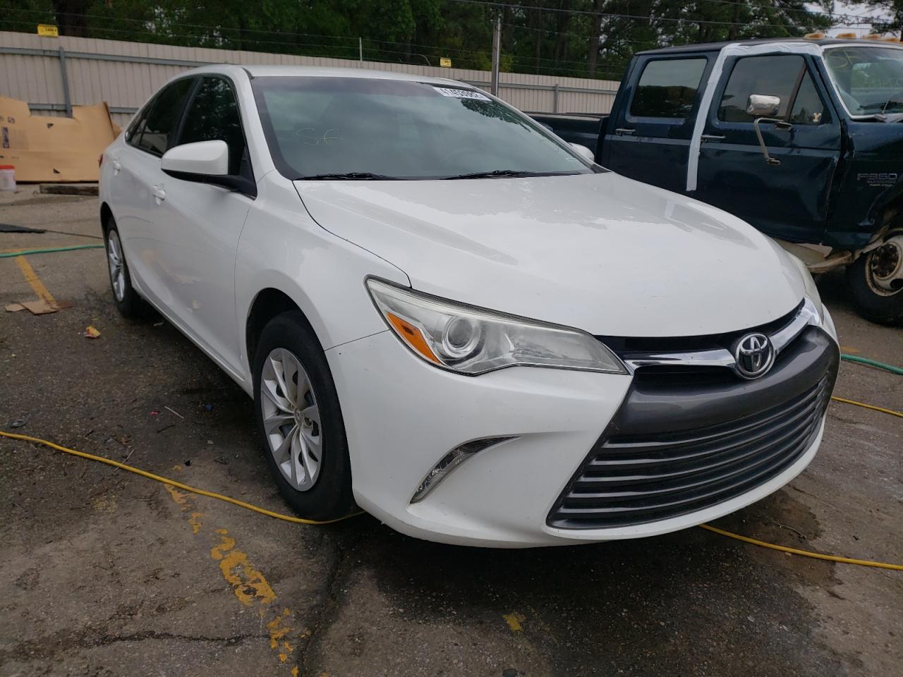 TOYOTA CAMRY LE 2016 with VIN 4T4BF1FK7GR552542 - Photo from auction
