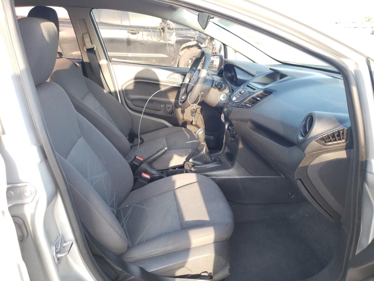 Photo 5 from auction – 2015 FORD FIESTA S with VIN 3FADP4AJ3FM139451