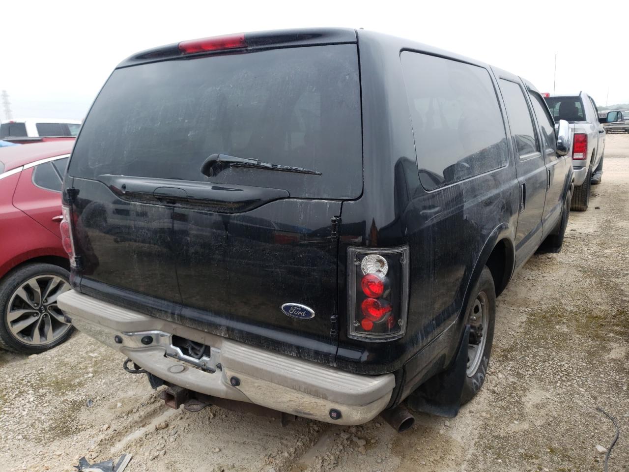 Photo 4 from auction – 2001 FORD EXCURSION with VIN 1FMNU42S91ED57628