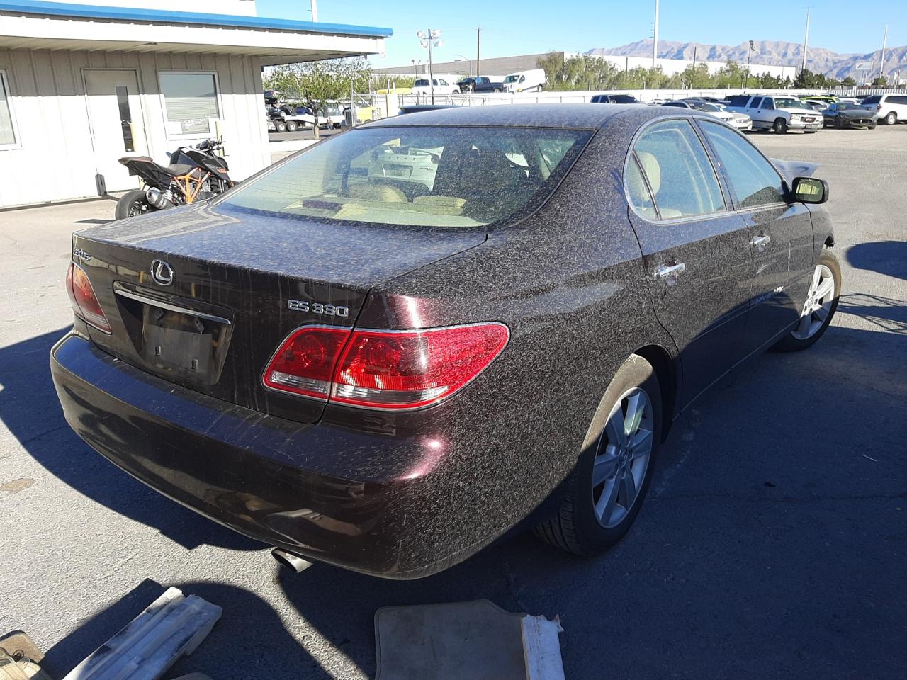 Photo 4 from auction – 2005 LEXUS ES 330 with VIN JTHBA30G555126027