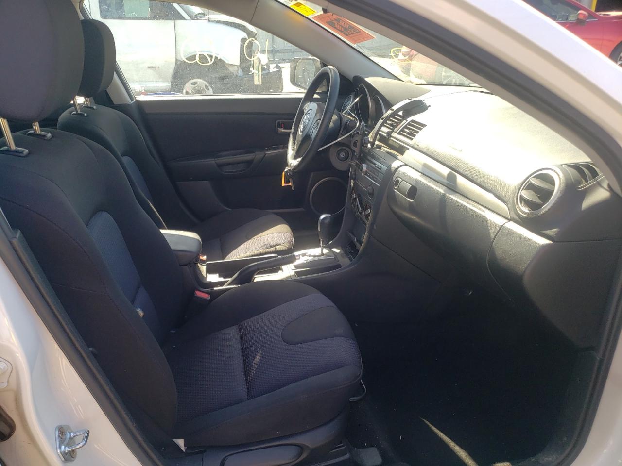 Photo 5 from auction – 2007 MAZDA 3 S with VIN JM1BK123071643582