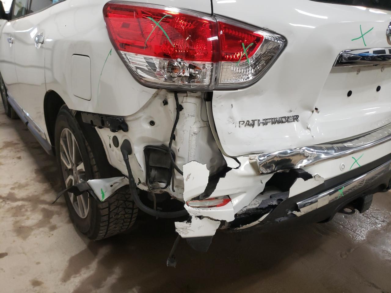 Photo 9 from auction – 2013 NISSAN PATHFINDER with VIN 5N1AR2MM5DC674373