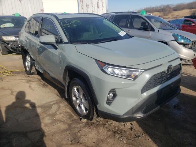 TOYOTA RAV4 XLE 2020 with VIN JTMP1RFV8LD530393 - Photo from auction