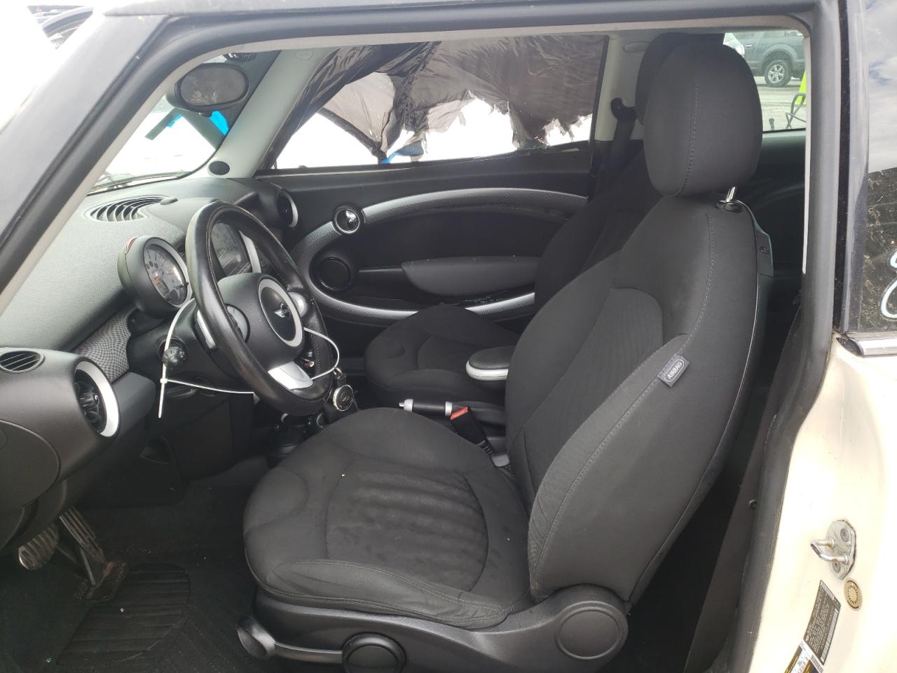 Photo 5 from auction – 2009 MINI COOPER S with VIN WMWMF73539TW82509