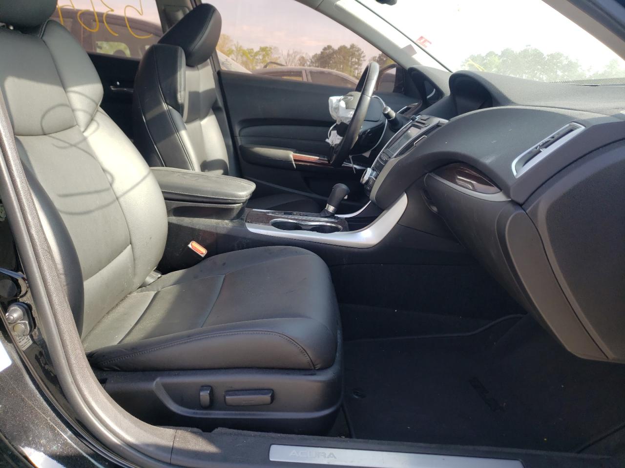 Photo 5 from auction – 2015 ACURA TLX with VIN 19UUB1F38FA029463