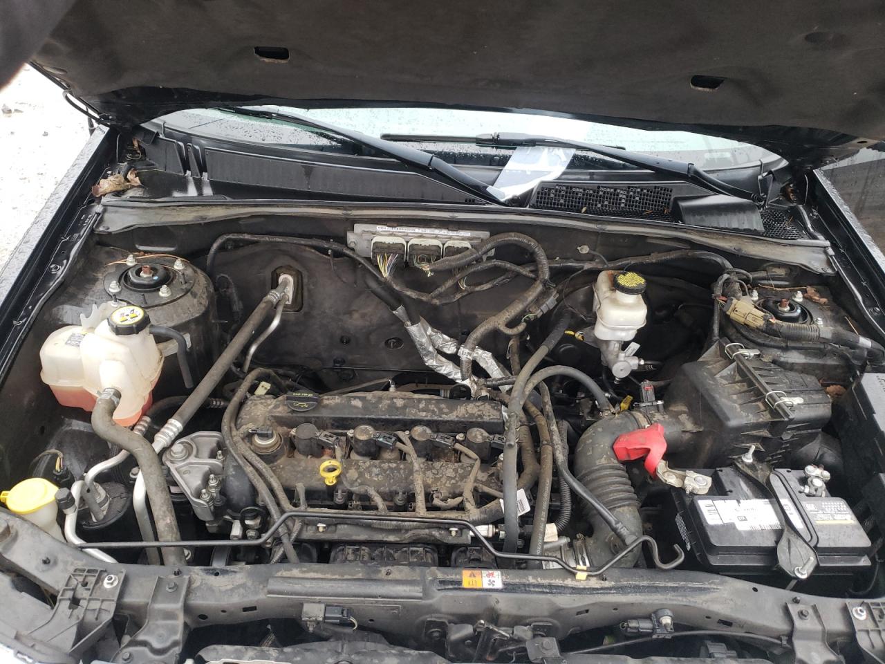 Photo 7 from auction – 2011 FORD ESCAPE LIM with VIN 1FMCU0E76BKA96646