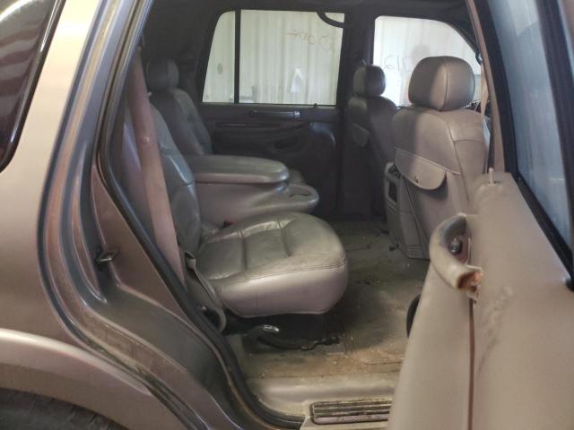 Photo 6 from auction – 2002 LINCOLN NAVIGATOR with VIN 5LMFU28R72LJ10941