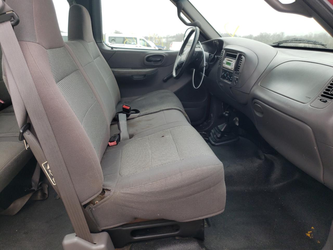 Photo 5 from auction – 2001 FORD F150 with VIN 1FTRX18W01NA72435