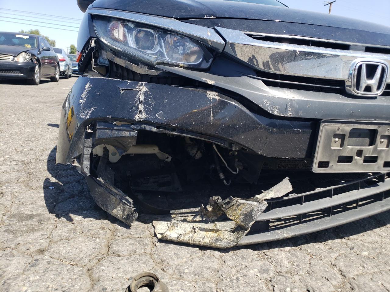 Photo 9 from auction – 2016 HONDA CIVIC LX with VIN 2HGFC2F54GH552155