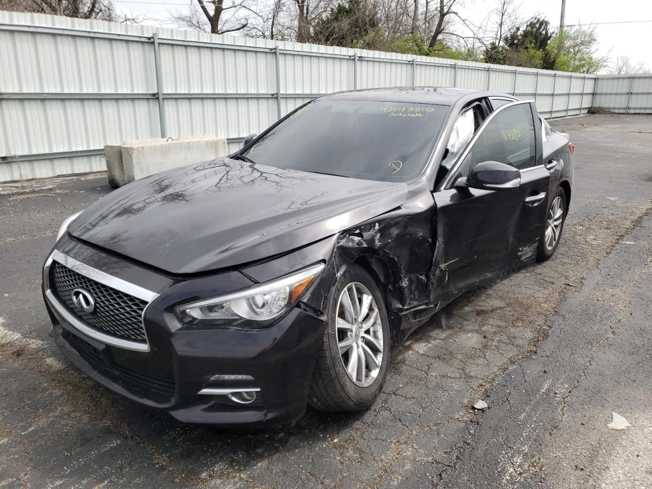 Photo 2 from auction – 2014 INFINITI Q50 BASE with VIN JN1BV7AR9EM690401