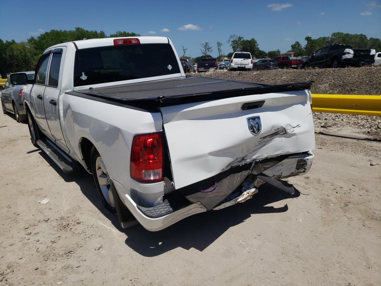 Photo 9 from auction – 2015 RAM 1500 ST with VIN 1C6RR6FG4FS566283