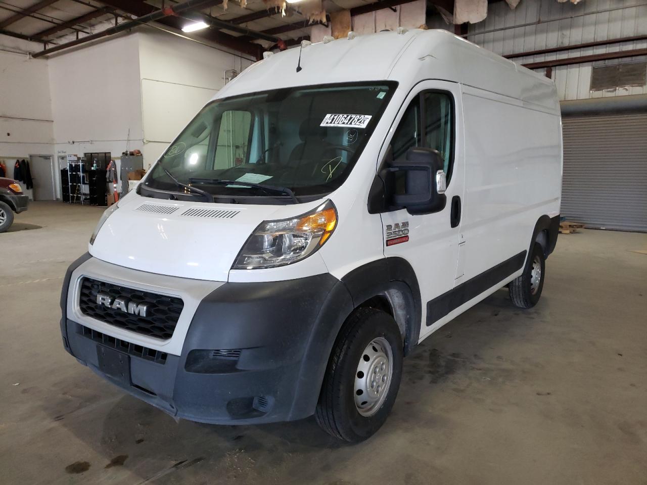 Photo 2 from auction – 2019 RAM PROMASTER with VIN 3C6TRVCG8KE539492