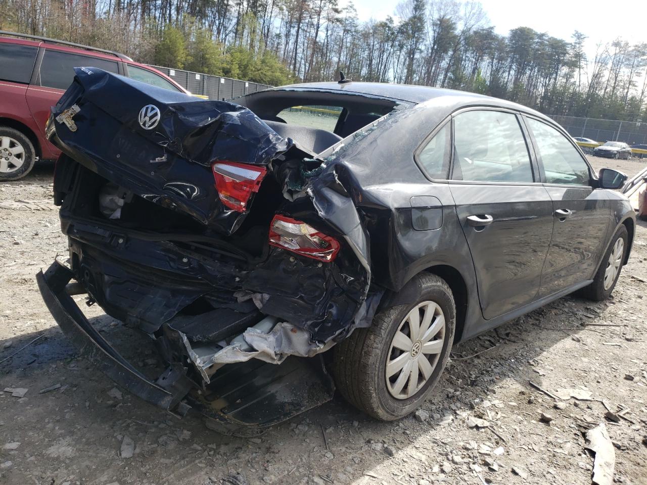 Photo 4 from auction – 2013 VOLKSWAGEN PASSAT with VIN 1VWAP7A34DC123030