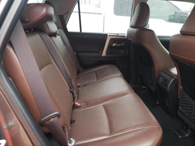 Photo 6 from auction – 2018 TOYOTA 4RUNNER SR with VIN JTEBU5JRXJ5526949