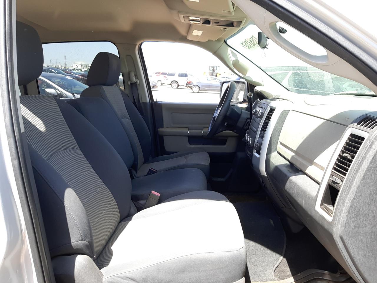Photo 5 from auction – 2009 DODGE RAM 1500 with VIN 1D3HV13T09S745873