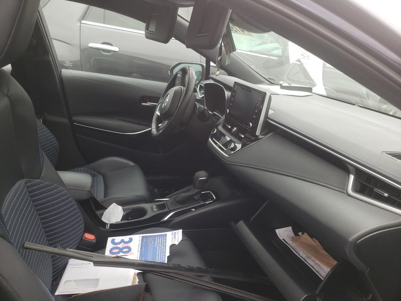 Photo 5 from auction – 2021 TOYOTA COROLLA XS with VIN 5YFT4MCE0MP062946
