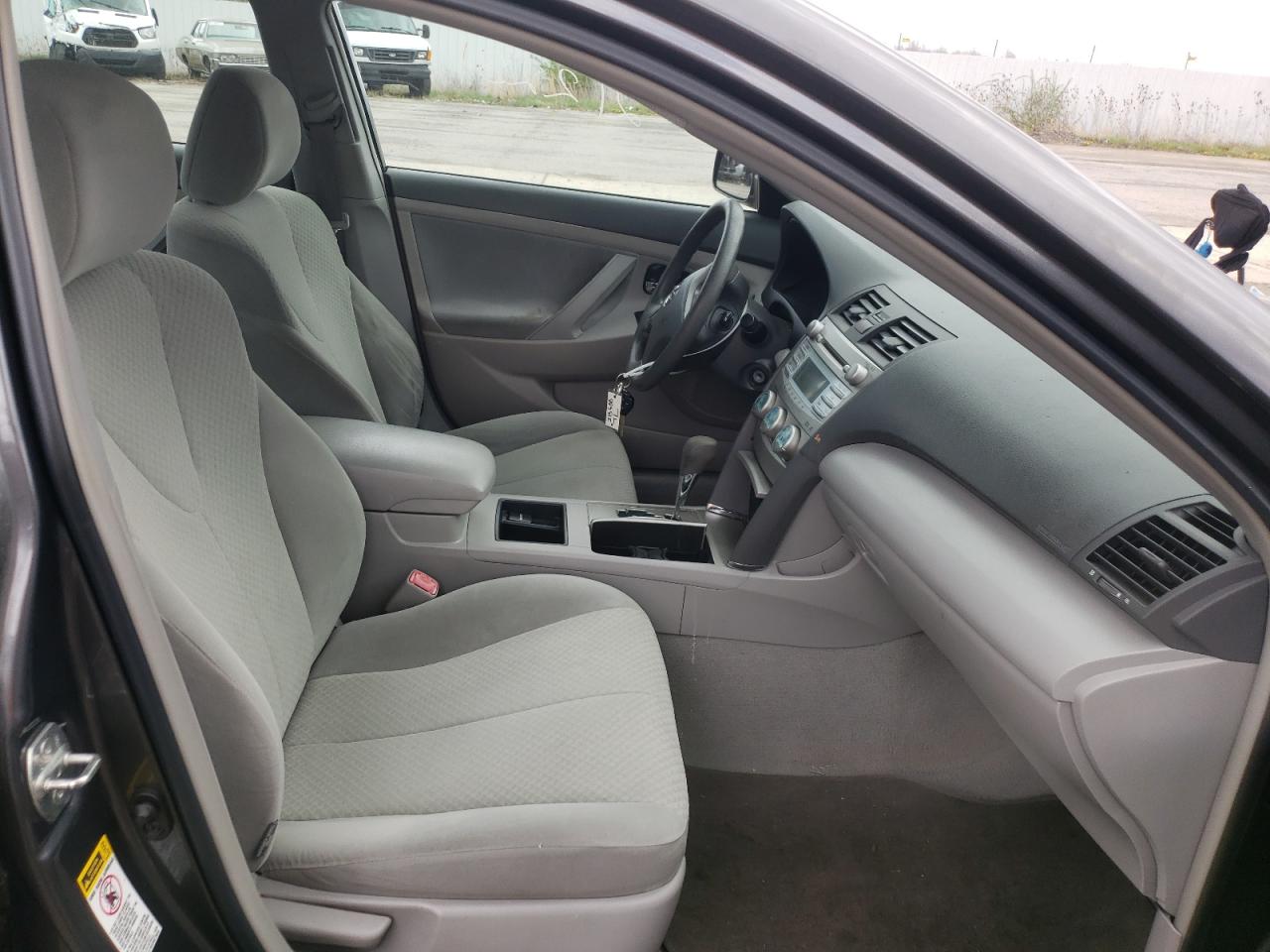 Photo 5 from auction – 2009 TOYOTA CAMRY BASE with VIN 4T4BE46K79R131508