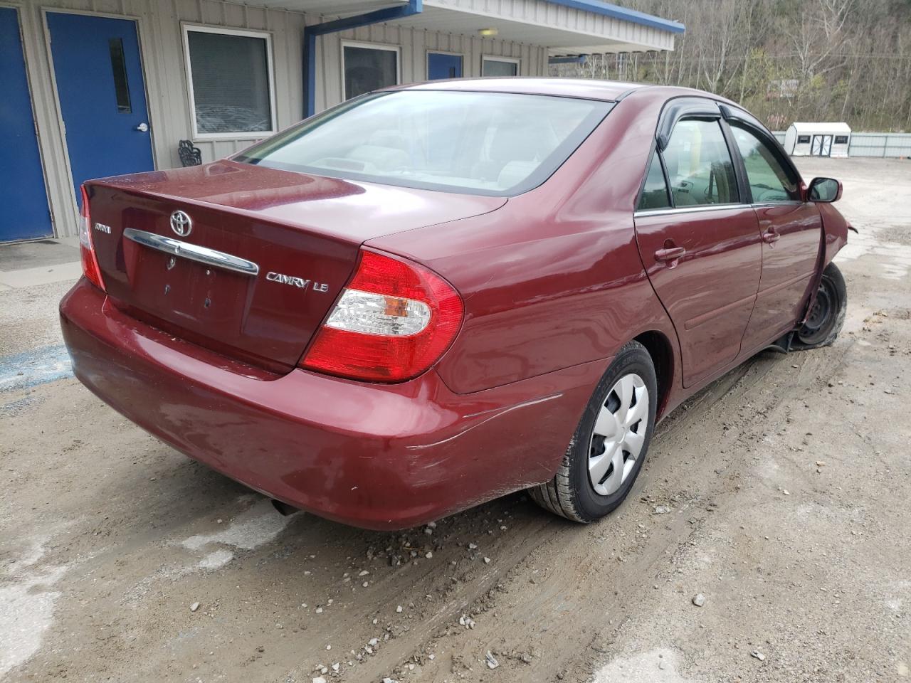 Photo 4 from auction – 2004 TOYOTA CAMRY LE with VIN 4T1BE32K84U320977