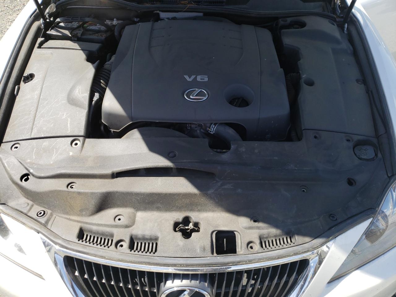Photo 7 from auction – 2011 LEXUS UK with VIN JTHBF5C23B5133339