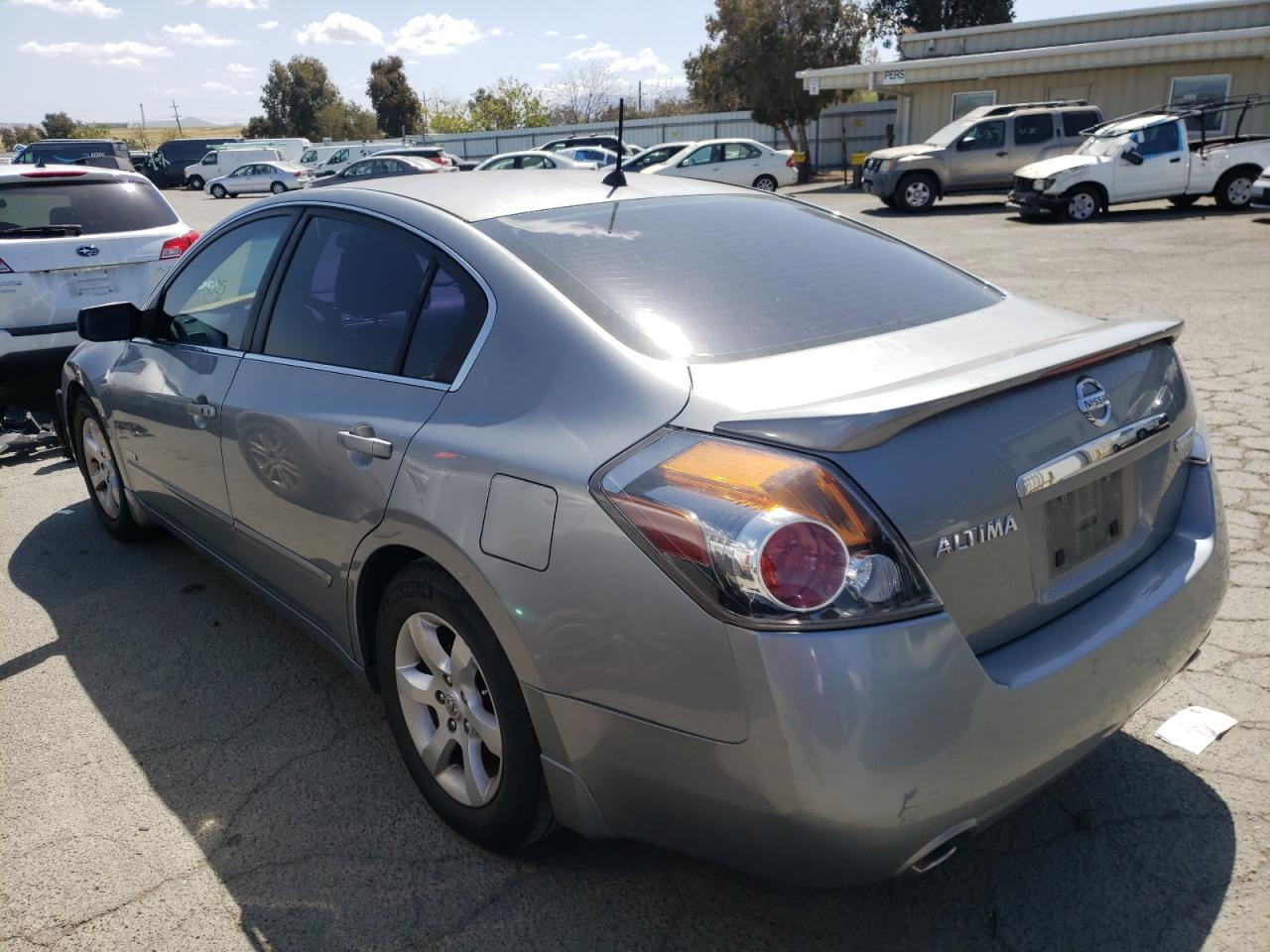 Photo 3 from auction – 2007 NISSAN ALTIMA HYB with VIN 1N4CL21E17C213807