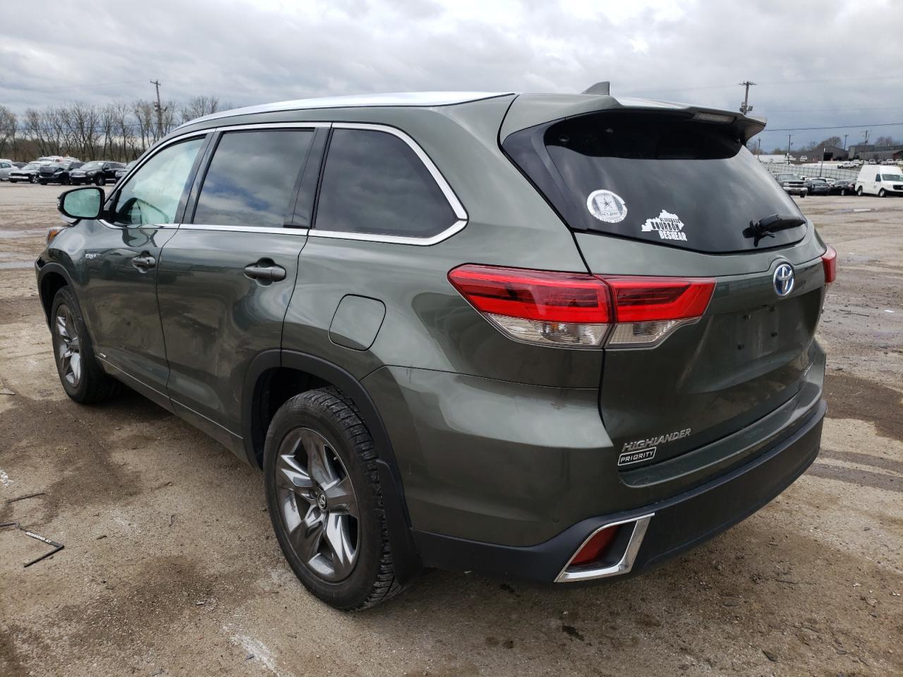Photo 3 from auction – 2017 TOYOTA HIGHLANDER with VIN 5TDDGRFH7HS020818