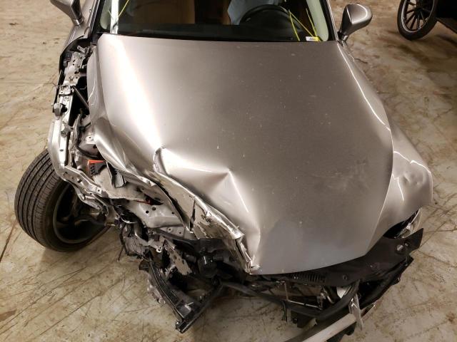 Photo 7 from auction – 2017 LEXUS IS 300 with VIN JTHCM1D20H5023505