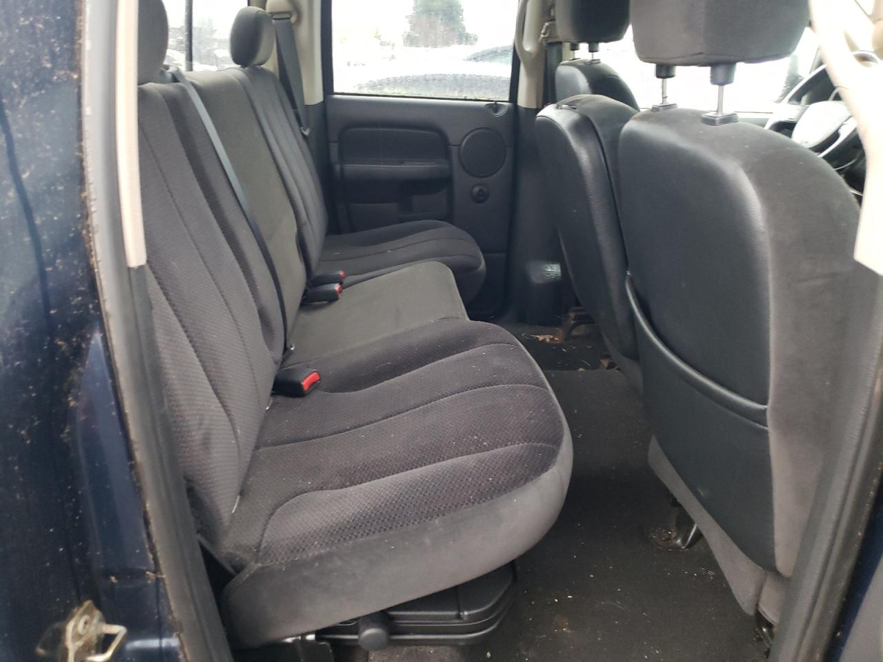 Photo 6 from auction – 2005 DODGE RAM 1500 S with VIN 1D7HU18D75S363255