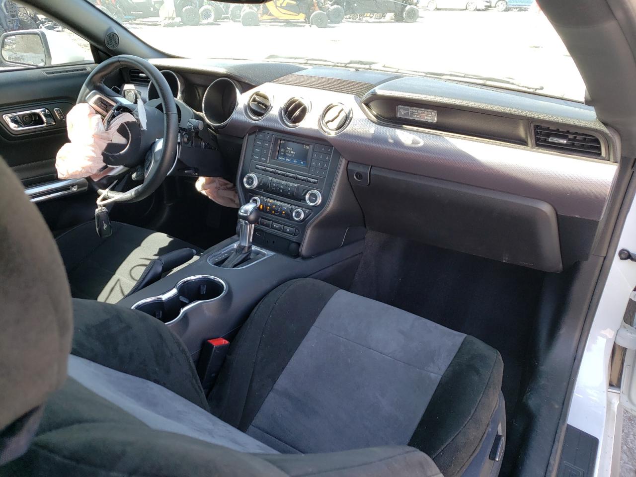 Photo 9 from auction – 2016 FORD MUSTANG GT with VIN 1FA6P8CF6G5221237