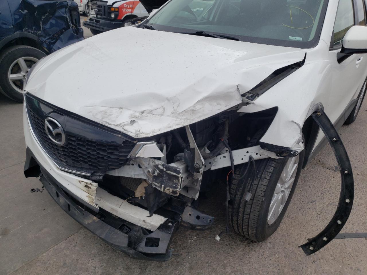 Photo 9 from auction – 2013 MAZDA CX-5 TOURI with VIN JM3KE4CE8D0101292