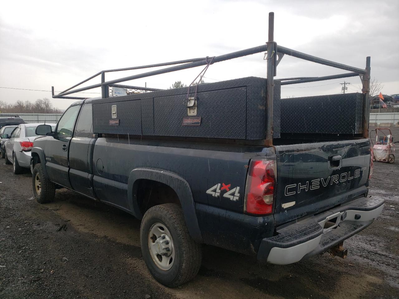 Photo 3 from auction – 2005 CHEVROLET SILVERADO with VIN 1GCHK29U65E314728