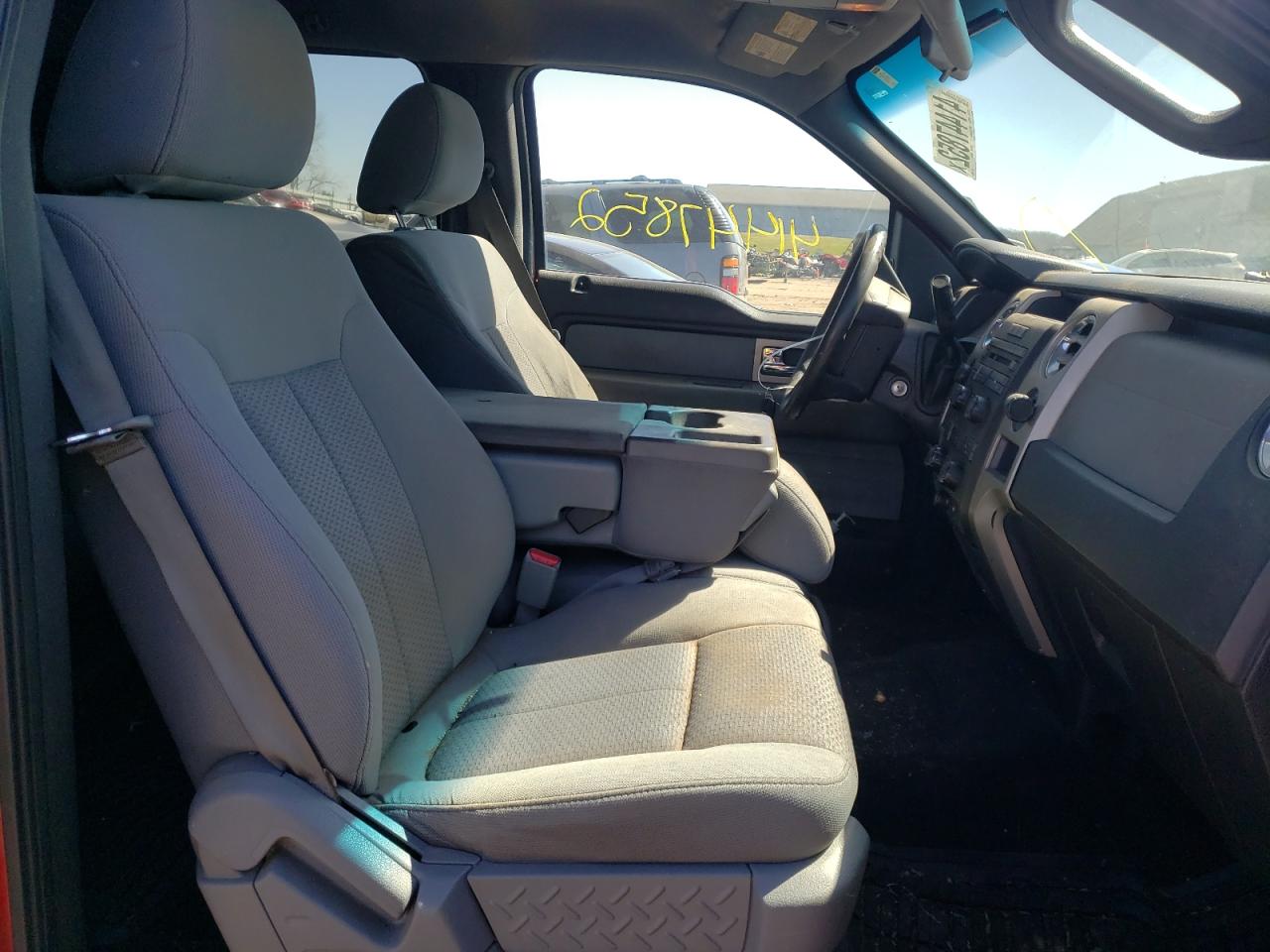 Photo 5 from auction – 2011 FORD F150 SUPER with VIN 1FTFW1ET3BFA79956