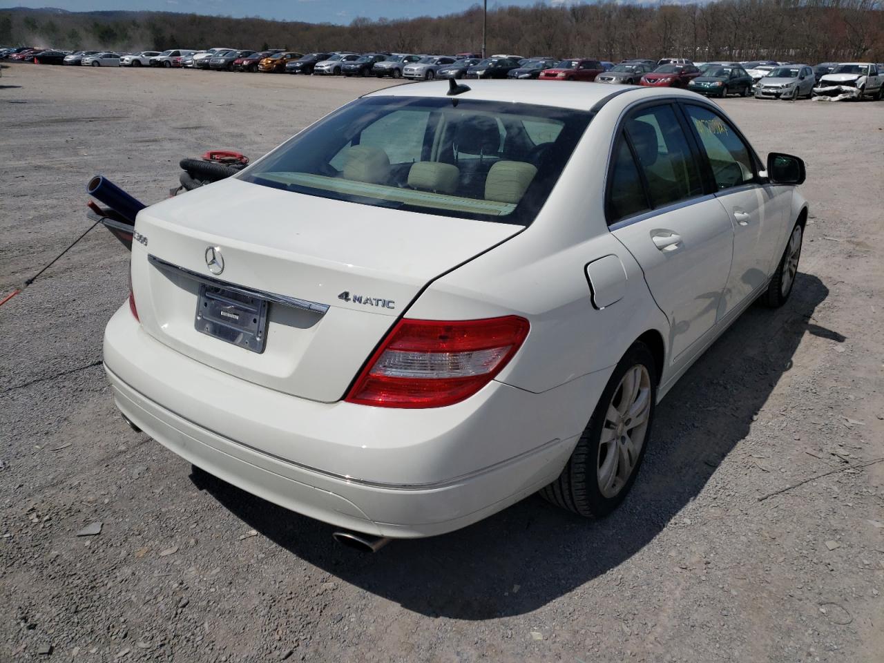 Photo 4 from auction – 2009 MERCURY C300 with VIN WDDGF81X29R069312