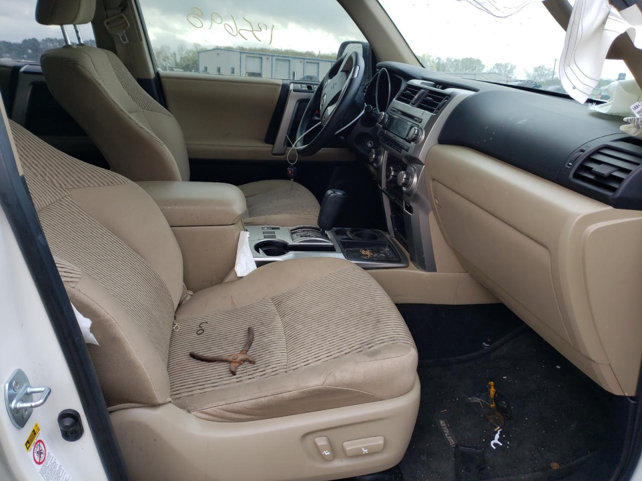 Photo 5 from auction – 2012 TOYOTA 4RUNNER SR with VIN JTEZU5JR3C5043336