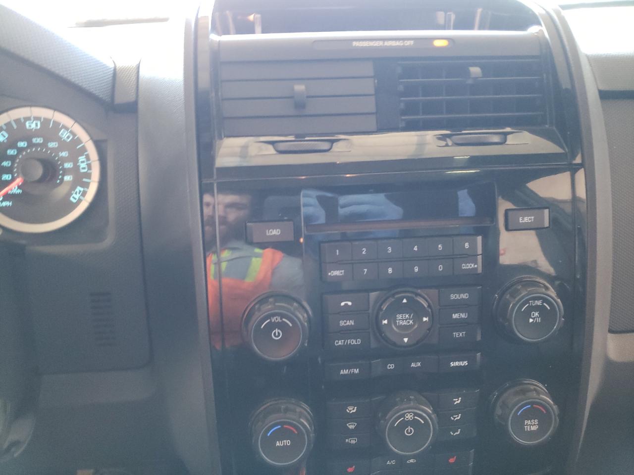 Photo 9 from auction – 2012 FORD ESCAPE LIM with VIN 1FMCU9E79CKA83010