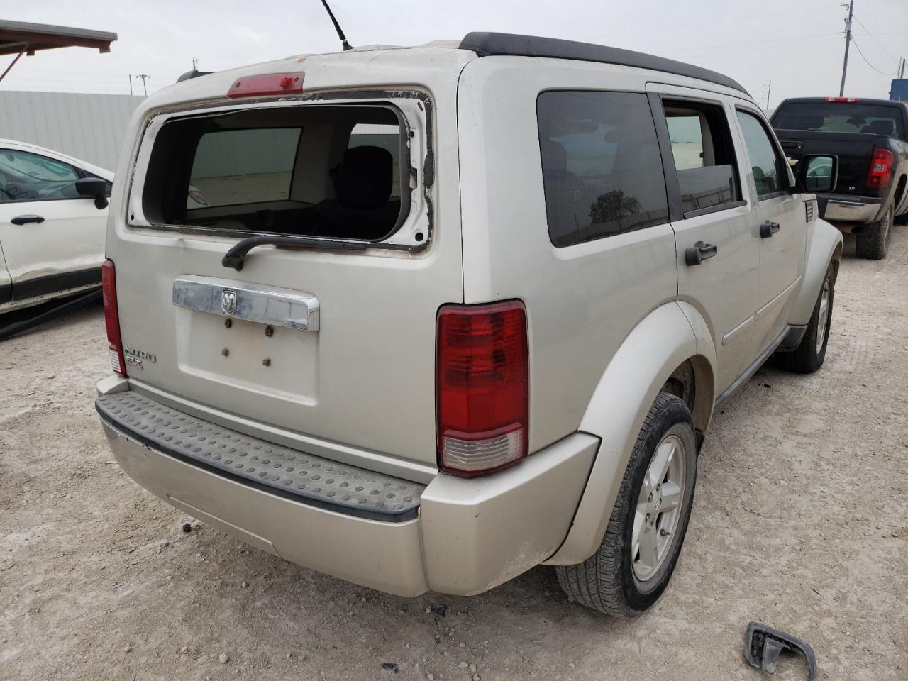 Photo 4 from auction – 2008 DODGE NITRO SLT with VIN 1D8GT58K88W227312