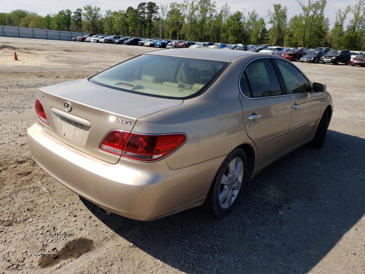 Photo 4 from auction – 2005 LEXUS ES 330 with VIN JTHBA30G155092815