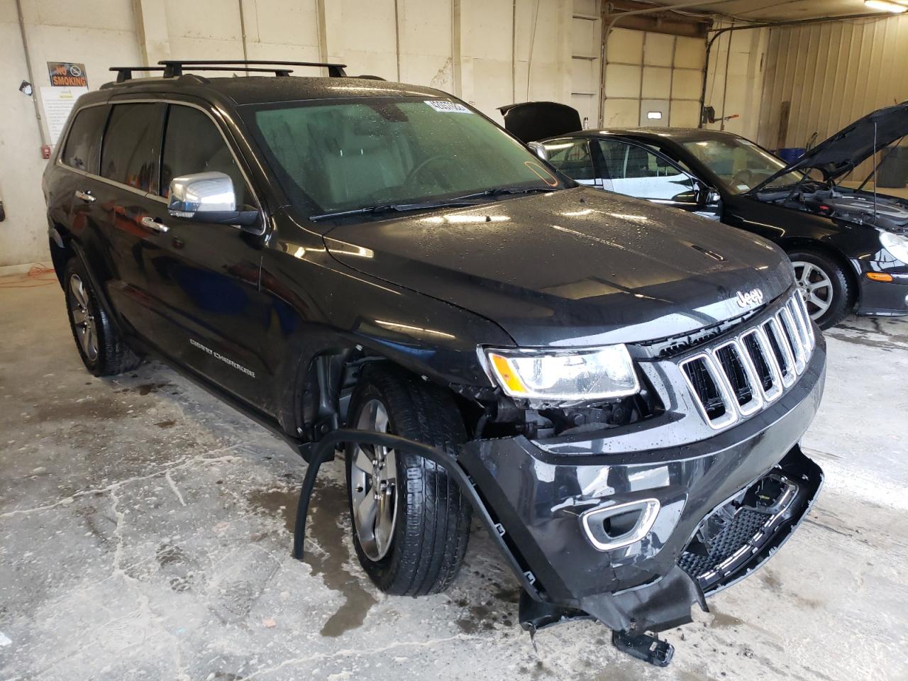 JEEP GRAND CHER 2015 with VIN 1C4RJFBG8FC831884 - Photo from auction