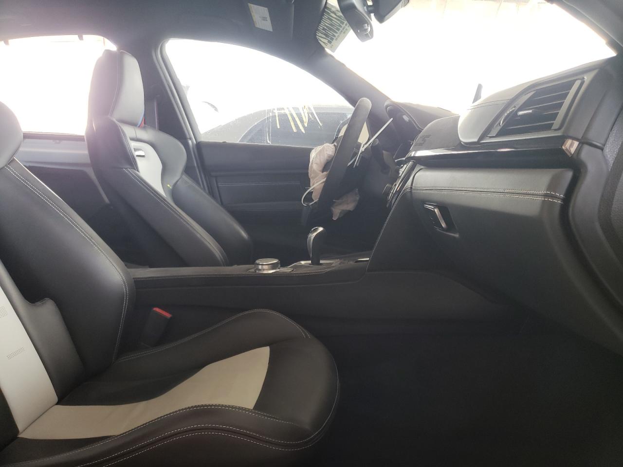 Photo 5 from auction – 2018 BMW M3 with VIN WBS8M9C56J5L71955