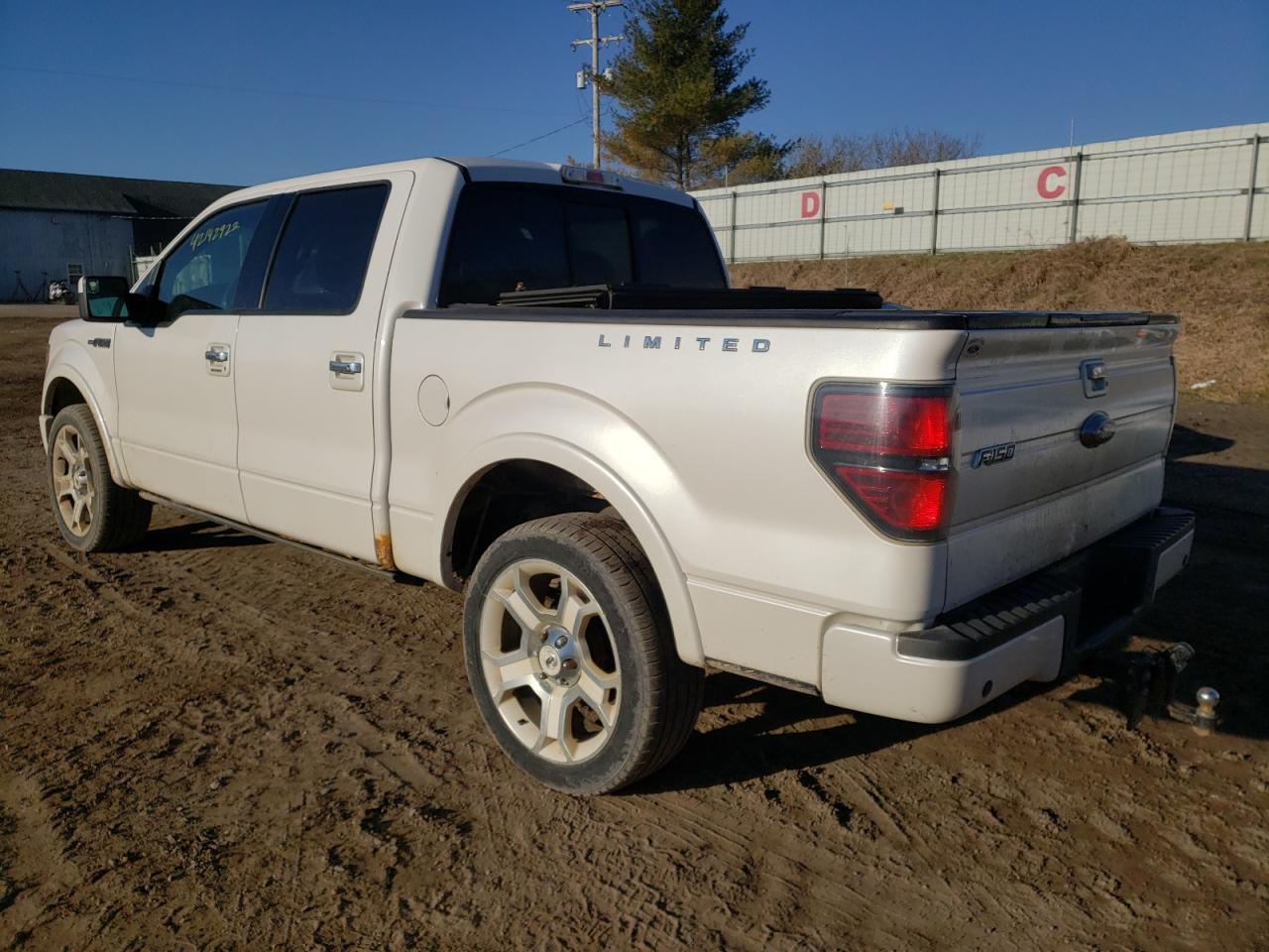 Photo 3 from auction – 2011 FORD F150 SUPER with VIN 1FTFW1E61BFB15640