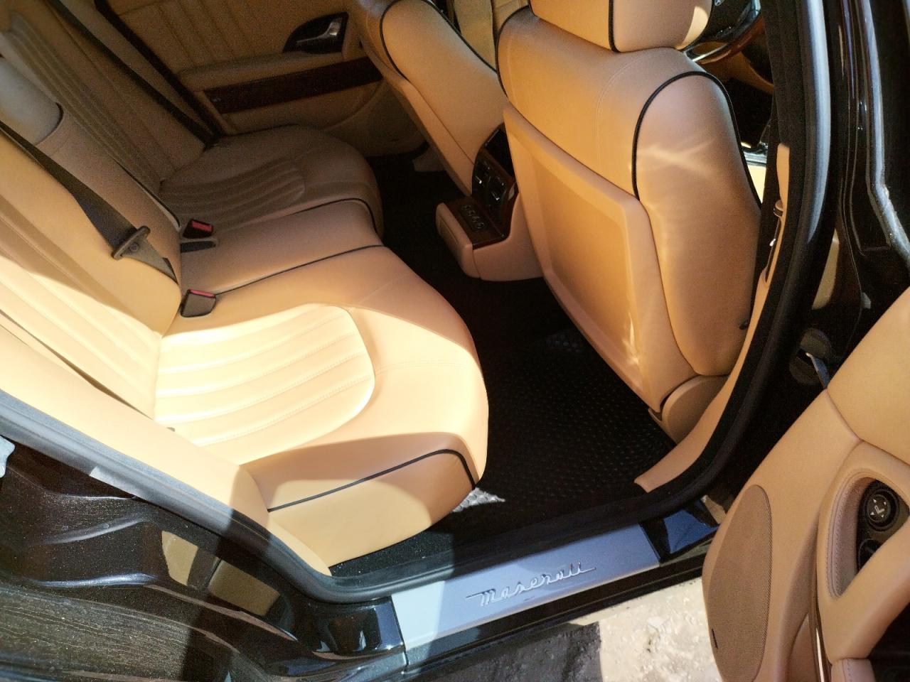 Photo 6 from auction – 2007 MASERATI QUATTROPOR with VIN ZAMFE39A070032459