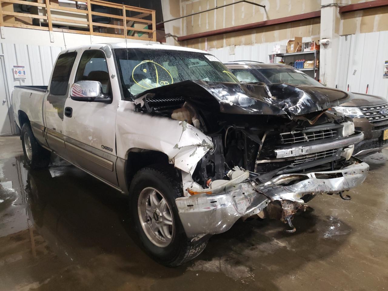 CHEVROLET SILVERADO 2002 with VIN 2GCEK19T121161824 - Photo from auction