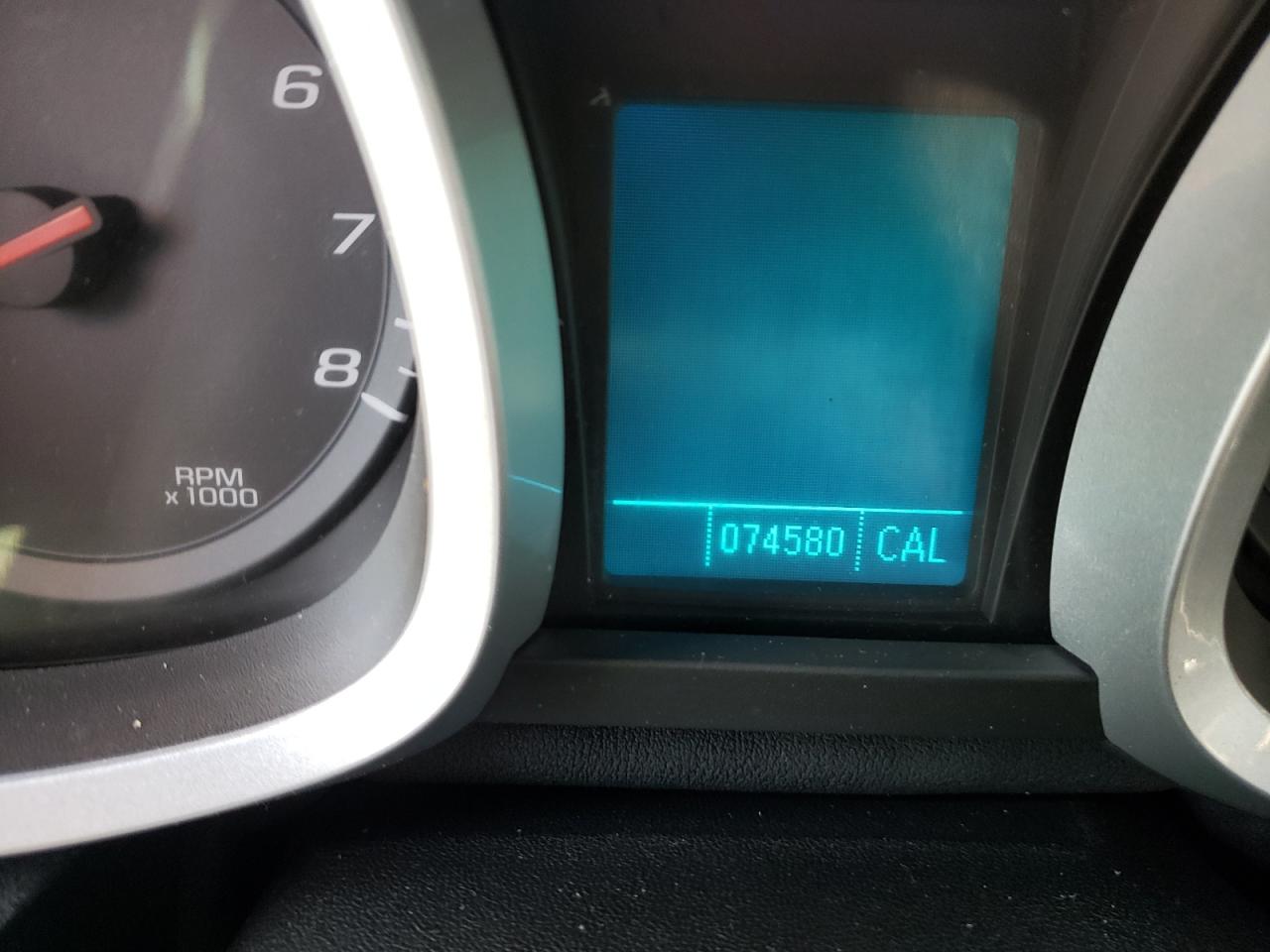 Photo 8 from auction – 2011 CHEVROLET EQUINOX LT with VIN 2CNALFEC5B6355642