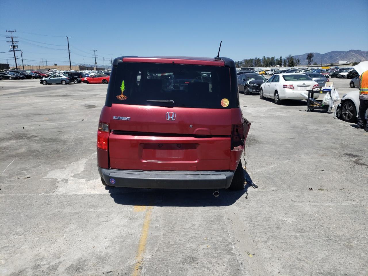 Photo 9 from auction – 2006 HONDA ELEMENT EX with VIN 5J6YH18716L007558
